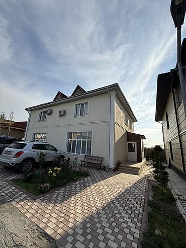 тынчтык ж м: 📍 ул. Ачекей 🔘4-комнатный 🔘Этажи 2 🔘129,79м² Продаётся просторный — 1