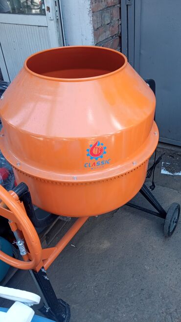 Другая мужская обувь: Бетономешалка оранжевого цвета с барабаном, предназначенным для — 6