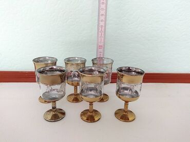 Другие товары для кухни: Продаю: 1. Пивной бокал. Объём 0,5 л. Цена 150 сом; 2. Пивная кружка — 3