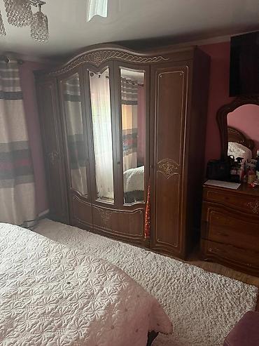 село дружба: 📍 с. Лебединовка 🔘3-комнатный 🔘Этаж 1 🔘80м² 🏡 Продается уютный — 4