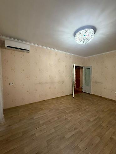 Продажа квартир: 3 комнаты, 62 м², Асанбай мкр 105 серия, 1 этаж — 3