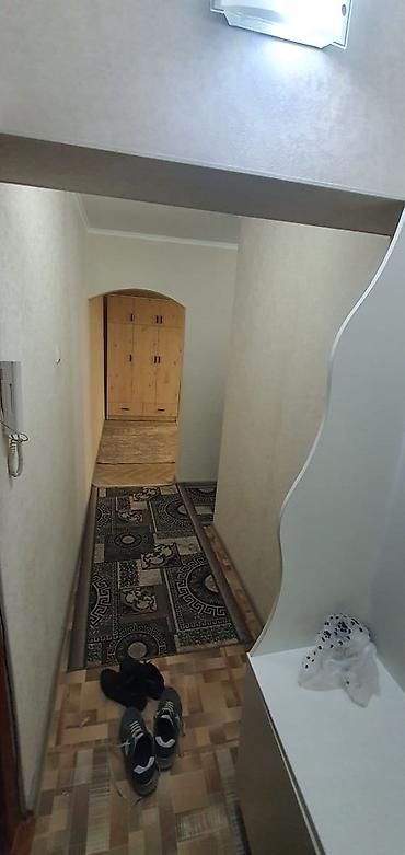 квартира без хозяина: 1 комната, 33 м², Боконбаева/Уметалиева 104 серия, 1 этаж — 5