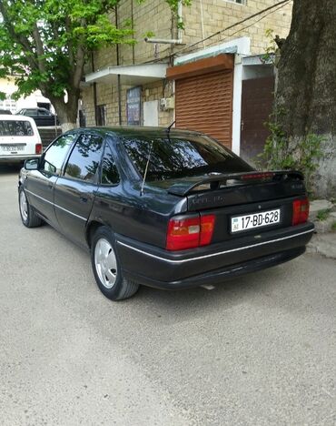 opel arenda: Opel Vectra: 2 l | 1995 il 162601 km Sedan