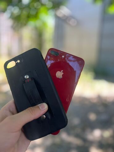Apple iPhone: IPhone 8 Plus, Б/у, 64 ГБ, Красный, Чехол, Кабель, 72 %