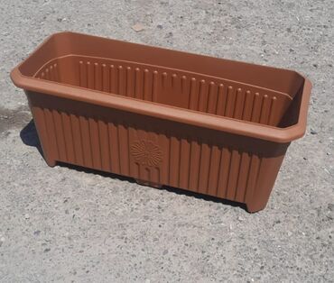 Bitkilər üçün dibçəklər: Dibcek kvadrat duzbucaqli bitkilər üçün dibçəklər Dibcekler — 9