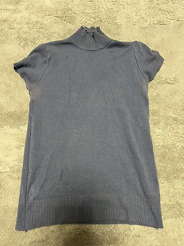 Другая женская одежда: Женская одежда — набор из 4 единиц 1) Светло‑серый вязаный джемпер - — 2