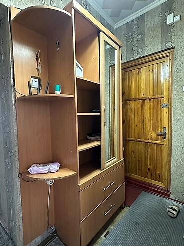 прихожи: Прихожая модульная из ЛДСП под цвет «бук». Состав и особенности: - — 2