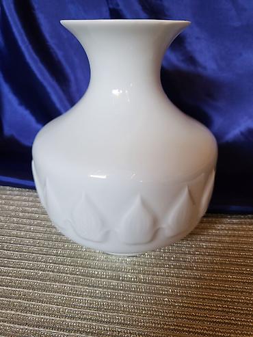 Vaze i saksije: Vaza nova 1949+Johann Seltmann Voheustrauss. Bavaria porcelanska na lalafo.rs — 4 Vaze i saksije: Vaza nova 1949+Johann Seltmann Voheustrauss. Bavaria porcelanska — 4