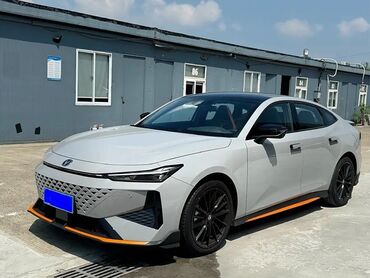 Грузовики: Changan Uni-V: 2024 г., 1.5 л, Робот, Бензин, Хэтчбэк