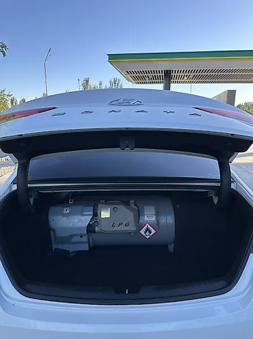 Hyundai: Hyundai Sonata: 2017 г., 2 л, Автомат, Газ, Седан — 5