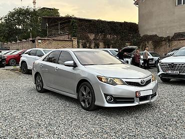 Toyota Camry: 2011 г., 3.5 л, Автомат, Бензин, Седан