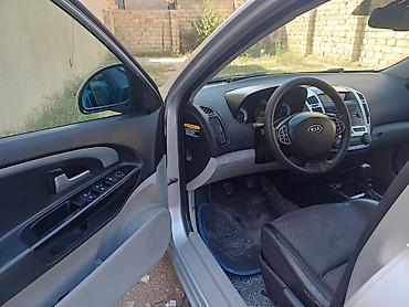 Kia: Kia Ceed: 1.6 l | 2007 il Hetçbek — 19