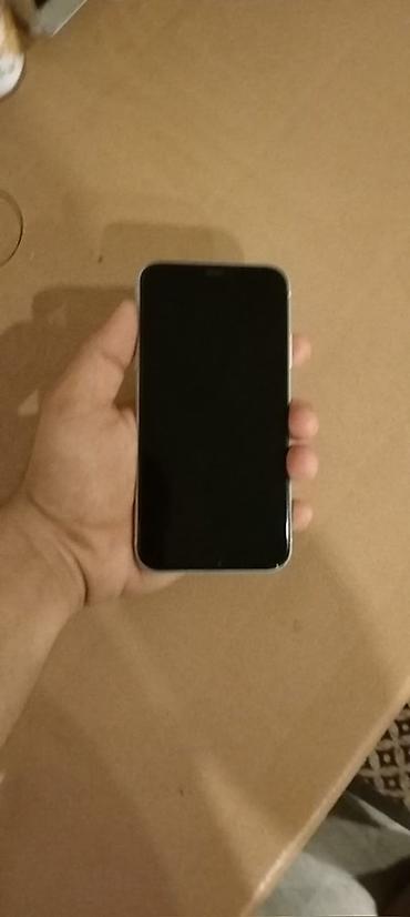 Mobil telefonlar: IPhone Xr, Ağ, Face ID — 2