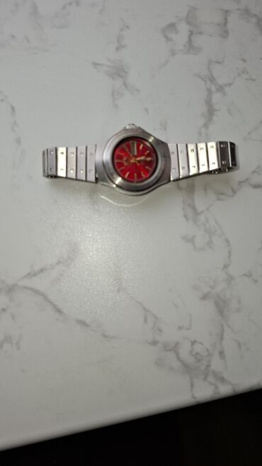 Qol saatları: İşlənmiş, Qol saatı, Orient, rəng - Qırmızı — 10