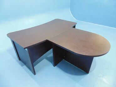 кухоный буфет: Офисный стол, Новый, Нерегулируемый, цвет - Коричневый, Угловой, ЛДСП