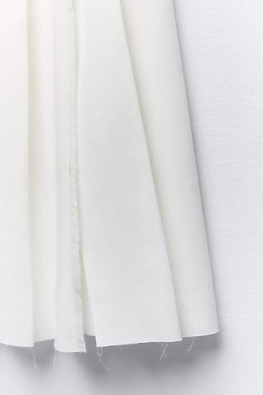 Baletkalar: Zara etek tezedir 
Önden razrezli model
#zara — 15