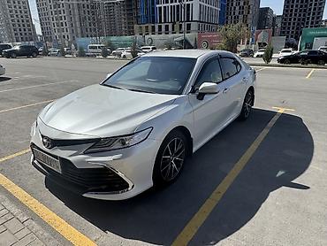 аксессуары на камри: Toyota Camry: 2021 г., 2.5 л, Автомат, Бензин — 3