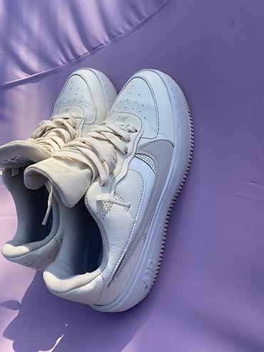 нике кыйуу бишкек адрес: Nike Air Force 1 ’07 LV8 - Артикул на ярлыке: DD - Размер: US 9.5 / UK — 3