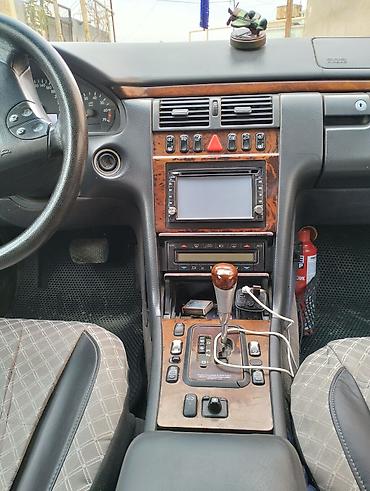 Mercedes-Benz: Mercedes-Benz E 280: 2.8 l | Sedan — 22