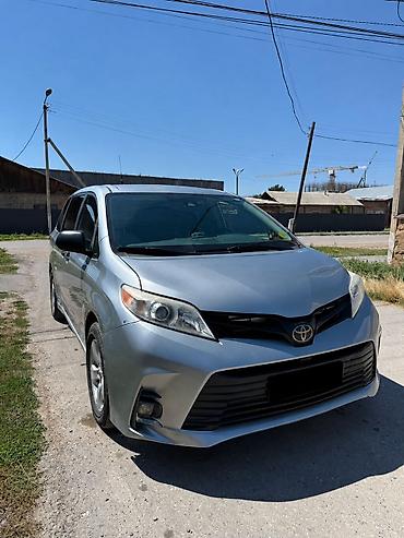 deu labo: Toyota Sienna: 2019 г., 3.5 л, Автомат, Бензин, Минивэн — 4