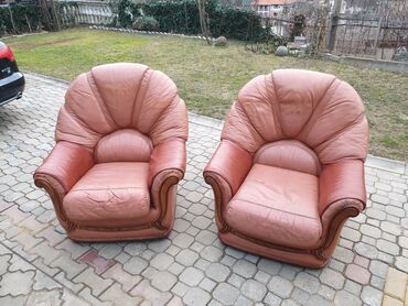 Sofe i kaučevi: Kozni Trosed i dve fotelje na prodaju u solidnom stanju sve se vidi po — 4