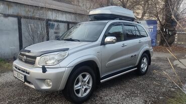 Toyota: Toyota RAV4: 2003 г., 2 л, Автомат, Бензин, Кроссовер