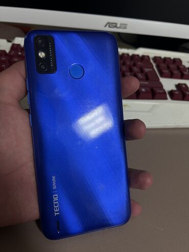 Tecno: Tecno Spark 6, Б/у, 64 ГБ, цвет - Синий, 2 SIM