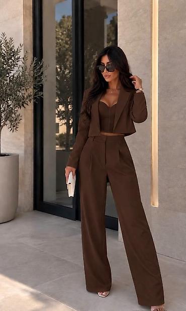 Kompleti: Komplet 
Cena: 3.900 dinara 🔥
S M L — 2