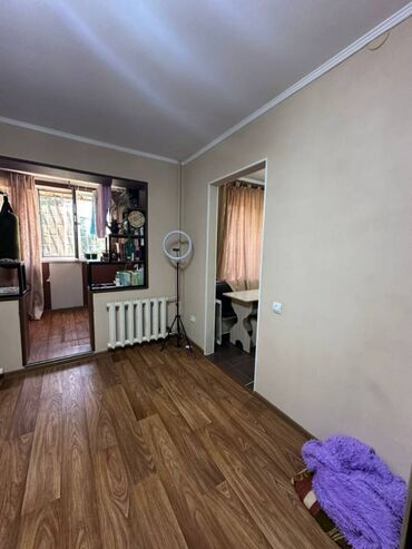 продажа трёхкомнатной квартиры: 3 комнаты, 60 м², 104 серия, 1 этаж, Евроремонт