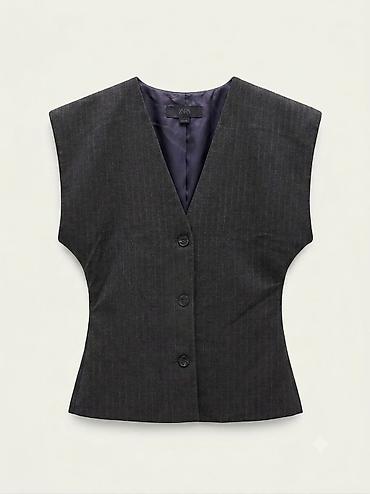 кастум шым: Жилет ZARA женский, размер XS (EUR/USA XS, MEX 24), произведён в — 1