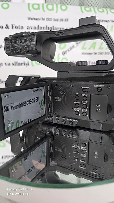 Videokameralar: Sony XDCAM X70 peşəkar videokamera. Üzərində 2 batareka adaptr çanta — 11