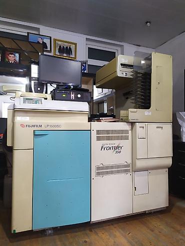 crt monitor: Satılır: Foto-laboratoriya avadanlıqları və köməkçi cihazlar toplusu — 1