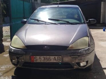дмрв форд фокус: Автомобиль Ford Focus в кузове седан, отличающийся серым цветом кузова