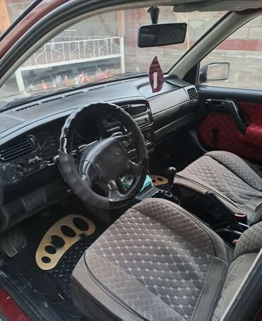 Volkswagen: Volkswagen Vento: 1992 г., 1.8 л, Механика, Бензин, Седан — 8