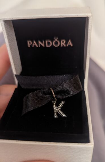 pandora charm: Pandora - Letter K silver
gümüş prob. S925
шарм буква К