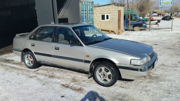 Mazda: Mazda 626: 1987 г., 2 л, Механика, Бензин, Седан