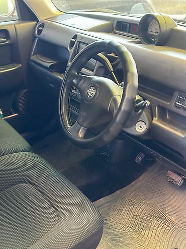 жена: Toyota bB: 2003 г., 1.3 л, Автомат, Бензин, Седан — 3