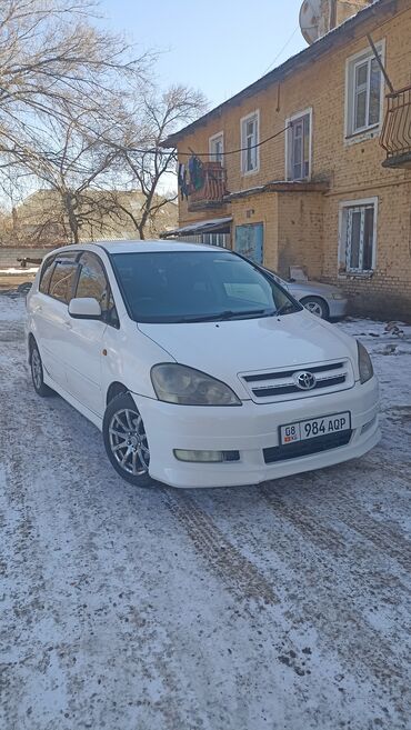 Toyota: Toyota Ipsum: 2002 г., 2.4 л, Типтроник, Газ, Минивэн