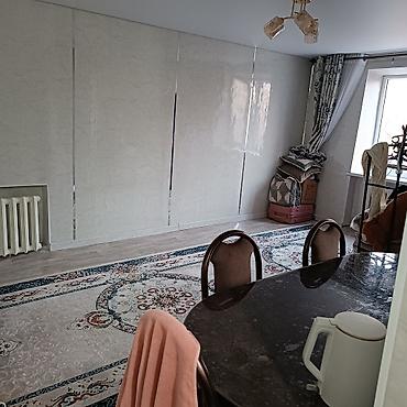 Долгосрочная аренда комнат: Сдаётся квартира Планировка и отделка: - Просторная комната с большим — 2