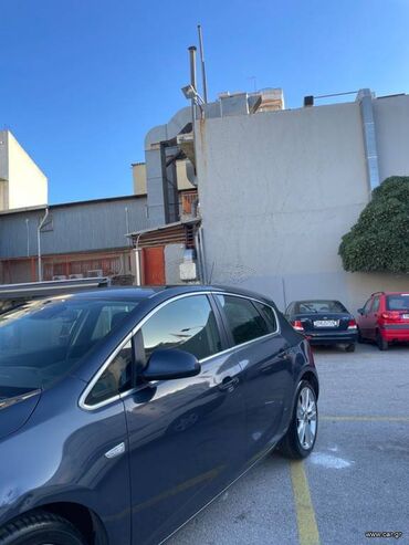 Opel: Opel Astra: 1.6 l. | 2011 έ. 120100 km. Χάτσμπακ — 4