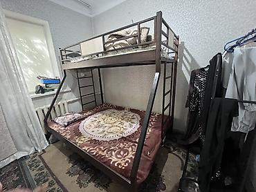 bunk bed: Двухъярусная кровать с усиленным металлическим каркасом. Особенности — 1