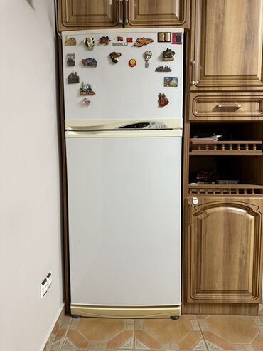 морозильник для мороженного: Муздаткыч Beko, Эки камералуу