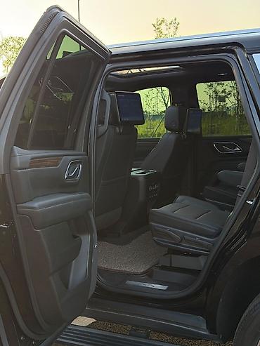 купить шевроле тахо: Chevrolet Tahoe: 2022 г., 6.2 л, Автомат, Бензин, Внедорожник — 10