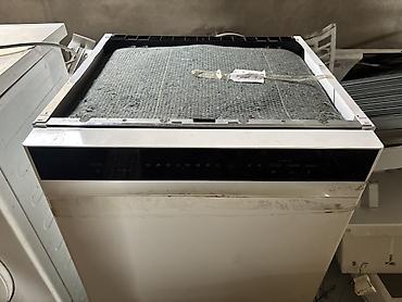 panel kamera: ENDİRİM ETMEK OLAR İŞLEYEN MALDI Xüsusiyyətlər: - Tam ölçü (60 sm — 1