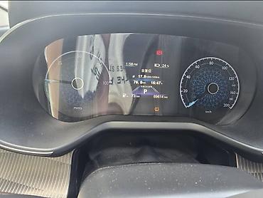 hongqi: BYD : 2021 г., 1 л, Автомат, Электромобиль, Седан — 10
