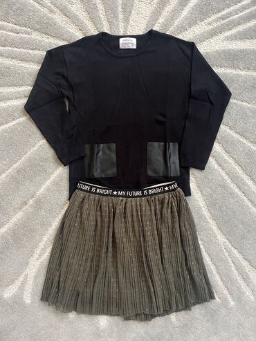 metro baletanke za decu: Zara, Set: Skirt, Sweater, 128-134