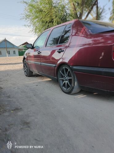 фольсваген голф 3: Volkswagen Vento: 1993 г., 1.8 л, Механика, Бензин, Седан