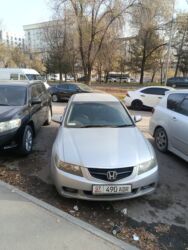 меняю дом на машину: Honda Accord: 2003 г., 0.2 л, Автомат, Бензин, Седан