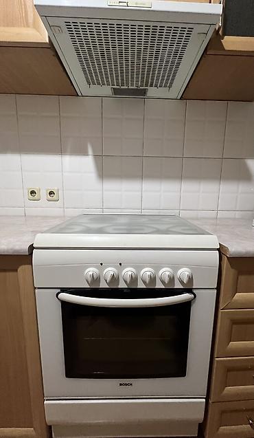 Кухонные гарнитуры: Кухонный гарнитур — 9