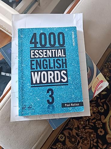 Kitablar və jurnallar: **4000 Essential English Words 3** kitabı təqdim olunur. Bu nəşr — 1